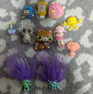 🦋5/25$ Assorted Toys Random